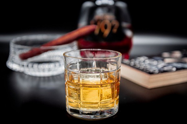 Product Life Style Photography NYC - Scotch Over Vodka - Flash Me New York Commercial Photography Photographer in NY